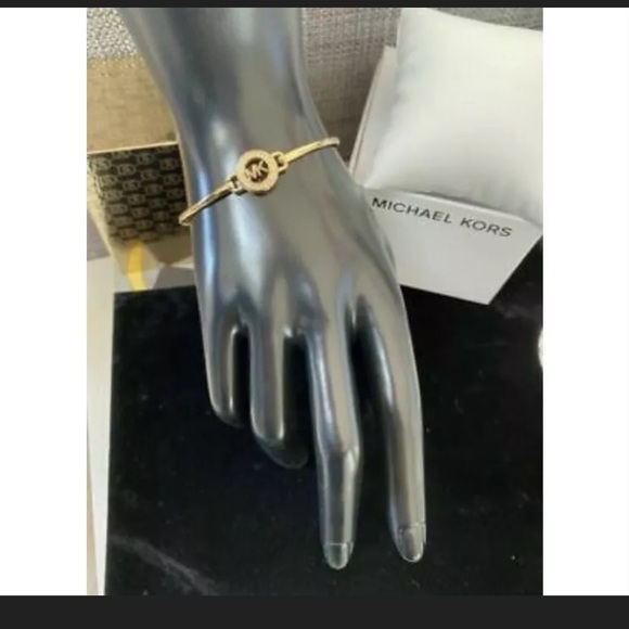 MICHAEL KORS Women MK Logo Gold Bracelet - Picture 4 of 4